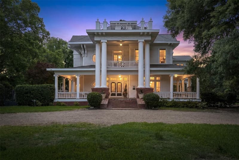 400 W Denton Street, Ennis TX 75119