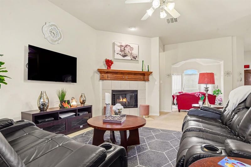 3210 Silver Springs Way, Rowlett TX 75089 - Photo 3