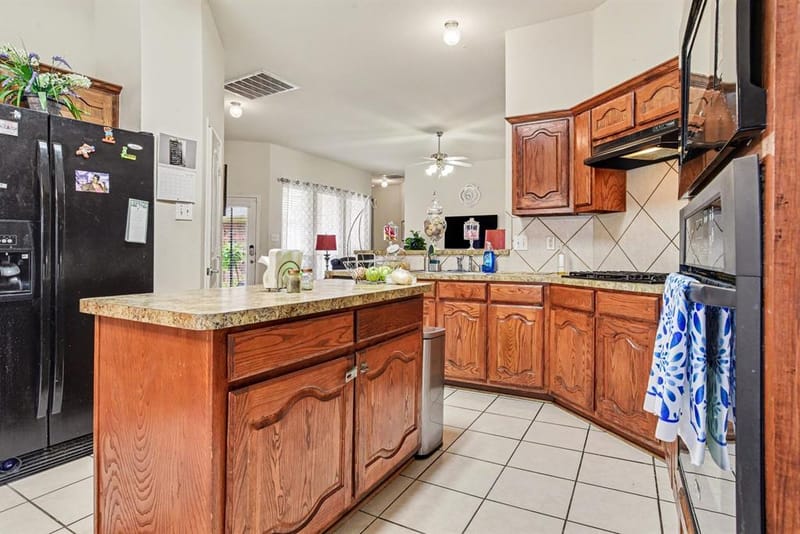 3210 Silver Springs Way, Rowlett TX 75089 - Photo 11