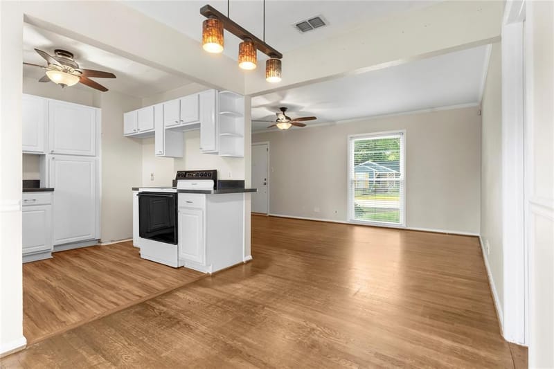 1309 Marydale Drive, Arlington TX 76013 - Photo 6