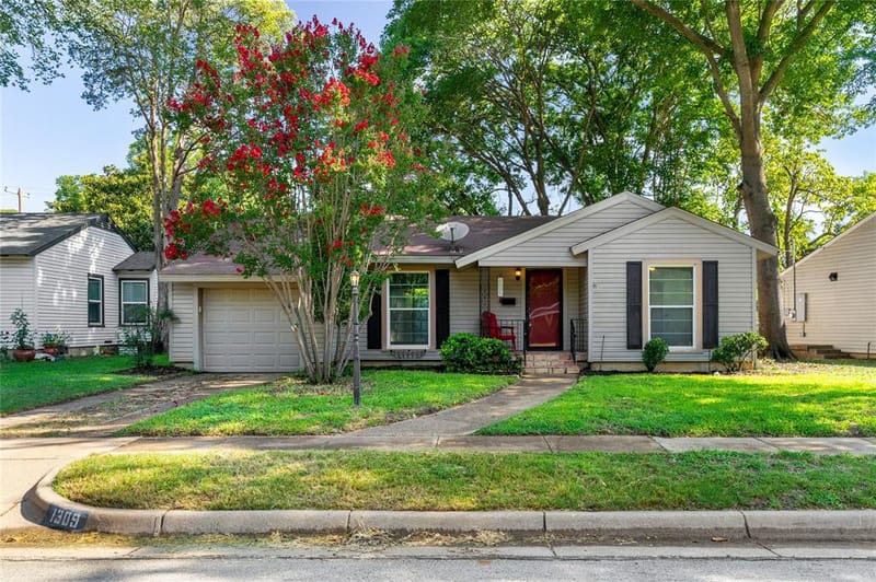 1309 Marydale Drive, Arlington TX 76013