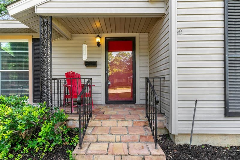 1309 Marydale Drive, Arlington TX 76013 - Photo 4