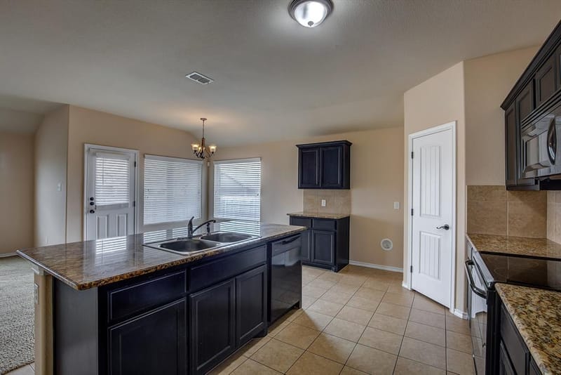 6300 Leaping Fawn Drive, Fort Worth TX 76179 - Photo 13