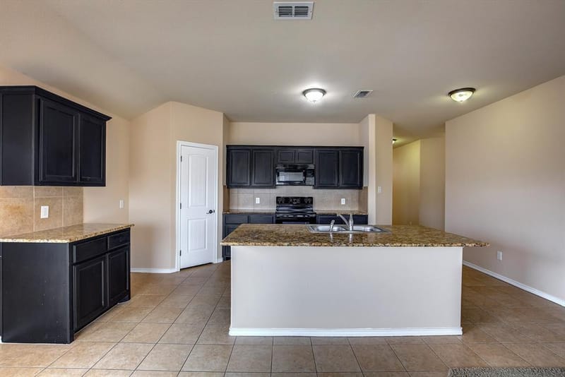6300 Leaping Fawn Drive, Fort Worth TX 76179 - Photo 11