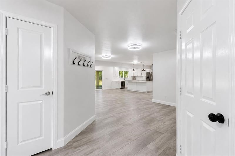 714 S Deerfield Circle, Arlington TX 76015 - Photo 5