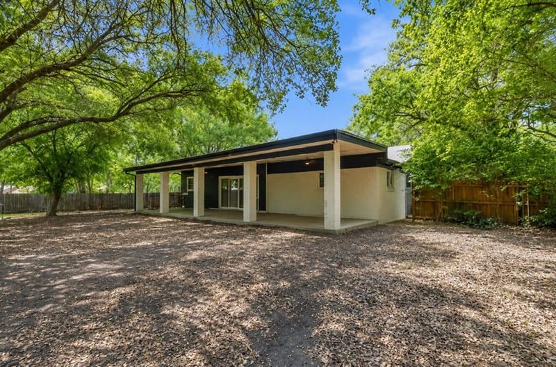 714 S Deerfield Circle, Arlington TX 76015 - Photo 20