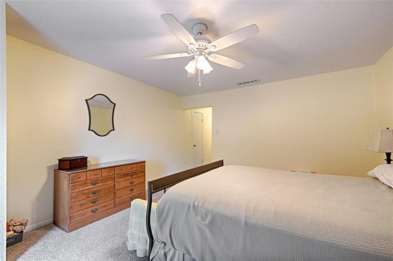 2954 Woodcroft Circle, Carrollton TX 75006 - Photo 20