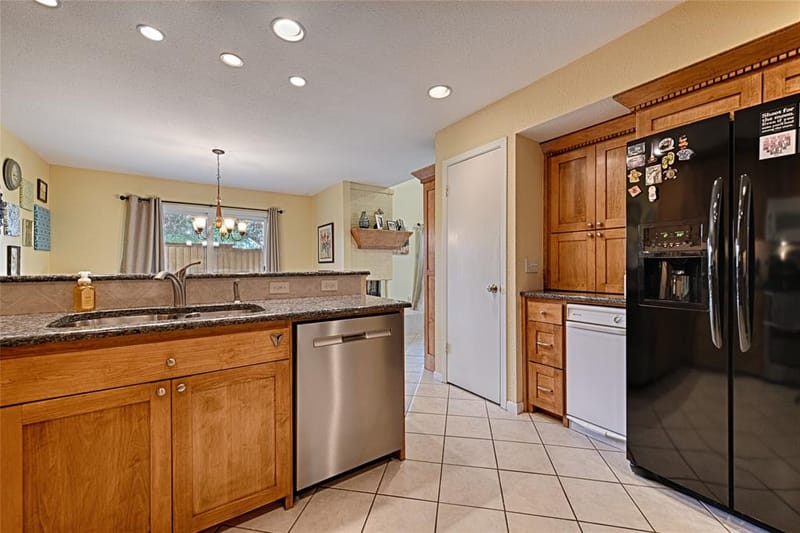 2954 Woodcroft Circle, Carrollton TX 75006 - Photo 14