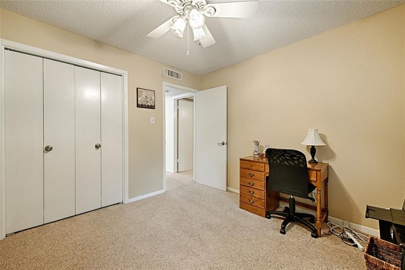 2954 Woodcroft Circle, Carrollton TX 75006 - Photo 29