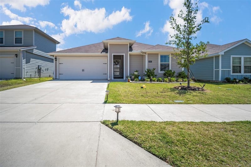 6505 Shoreline Lane, Princeton TX 75407 - Photo 3