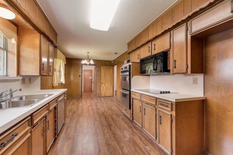 135 S Capri Drive, Duncanville TX 75116 - Photo 13