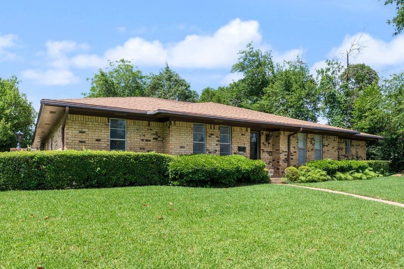 135 S Capri Drive, Duncanville TX 75116 - Photo 37