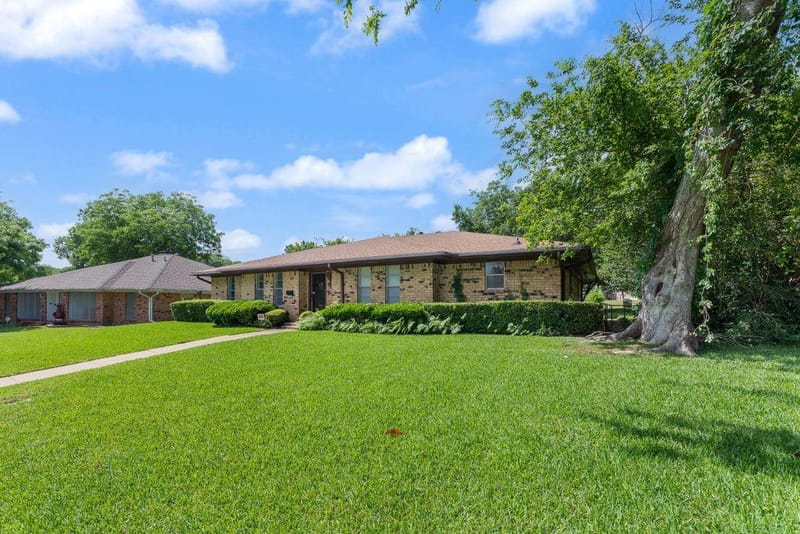 135 S Capri Drive, Duncanville TX 75116 - Photo 35