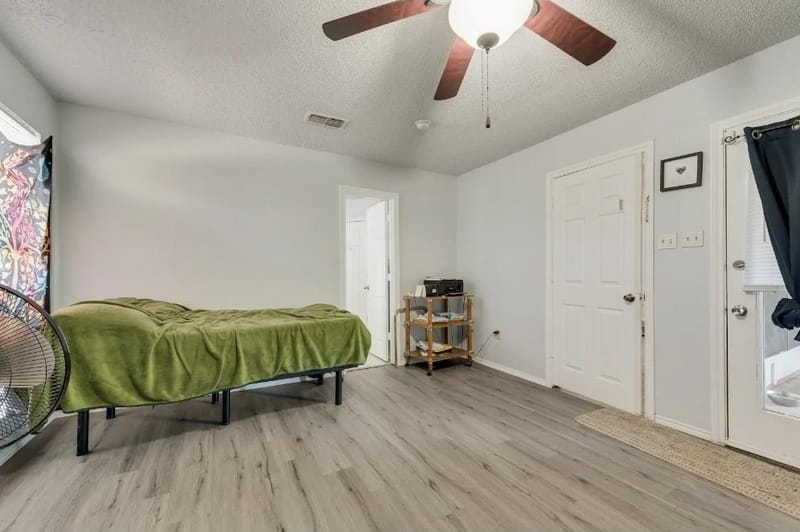 915 Freestone Drive, Arlington TX 76017 - Photo 16