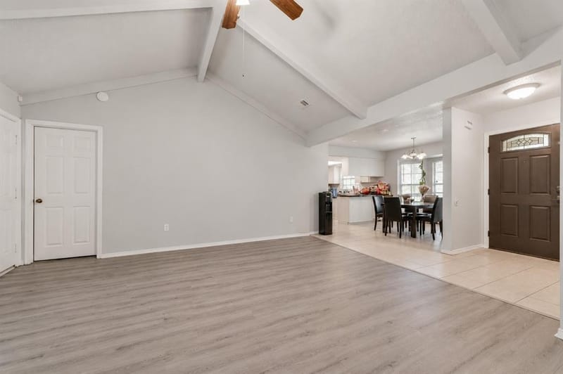915 Freestone Drive, Arlington TX 76017 - Photo 10