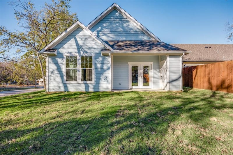 430 W Munson Street, Denison TX 75020 - Photo 23