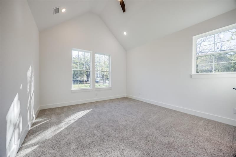 430 W Munson Street, Denison TX 75020 - Photo 13