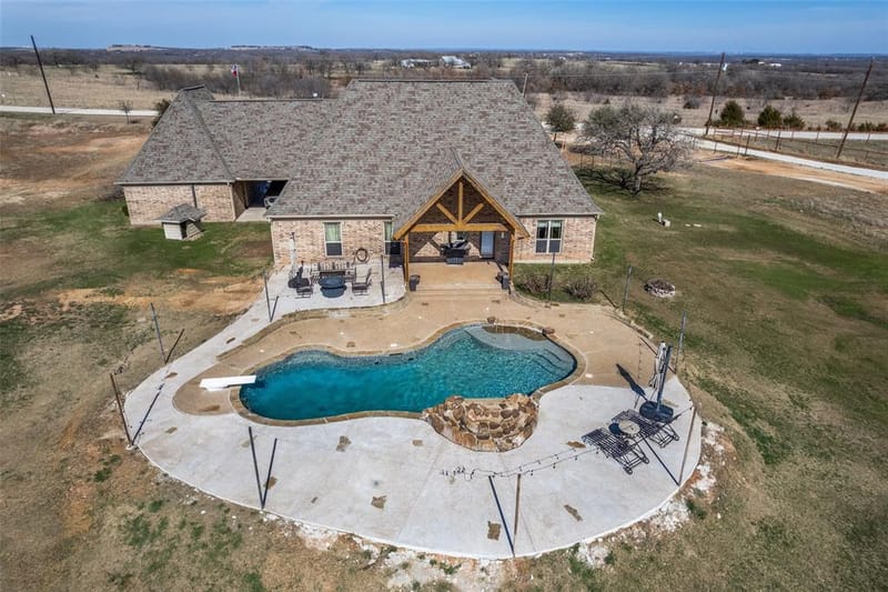 1233 County Road 3550, Paradise TX 76073 - Photo 27