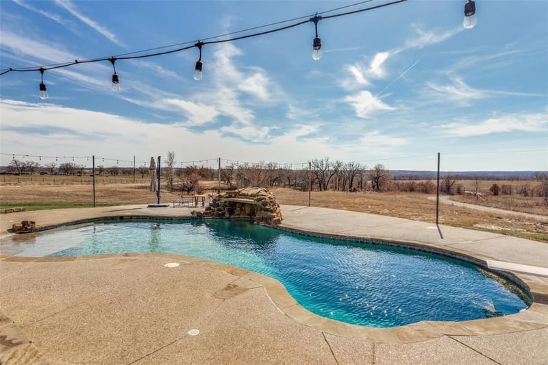 1233 County Road 3550, Paradise TX 76073 - Photo 22