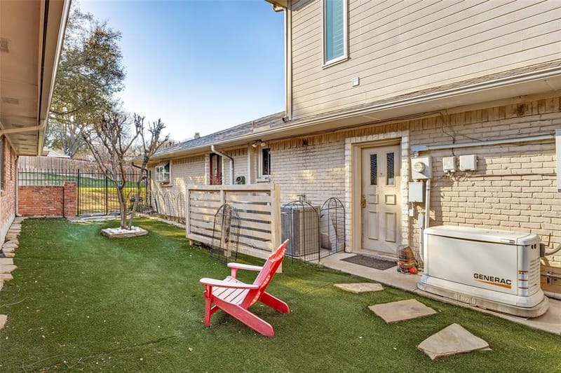 9159 Dunmore Drive, Dallas TX 75231 - Photo 36