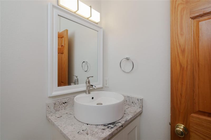 364 Parker Road # A, Van Alstyne TX 75495 - Photo 9