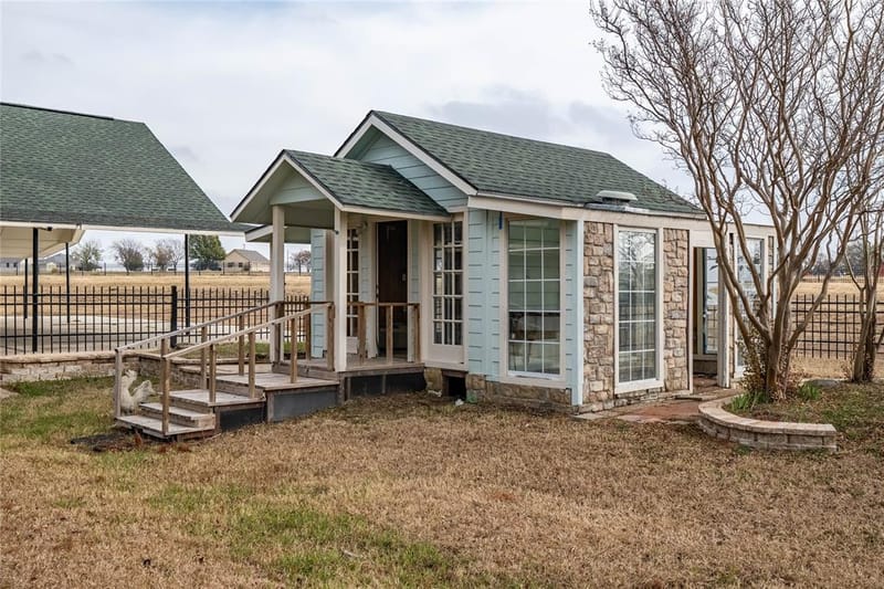 364 Parker Road # A, Van Alstyne TX 75495 - Photo 35