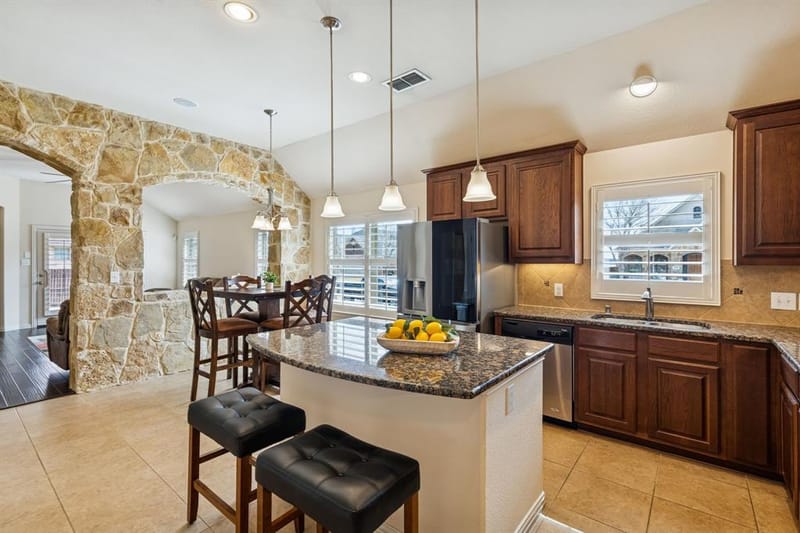 1517 Martin Creek Drive, Little Elm TX 75068 - Photo 5