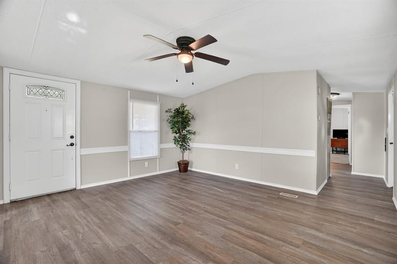7601 River Run, Granbury TX 76049 - Photo 6