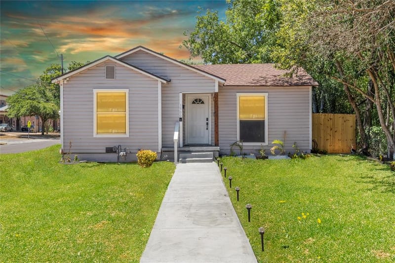 1900 N 6th Street, Waco TX 76708