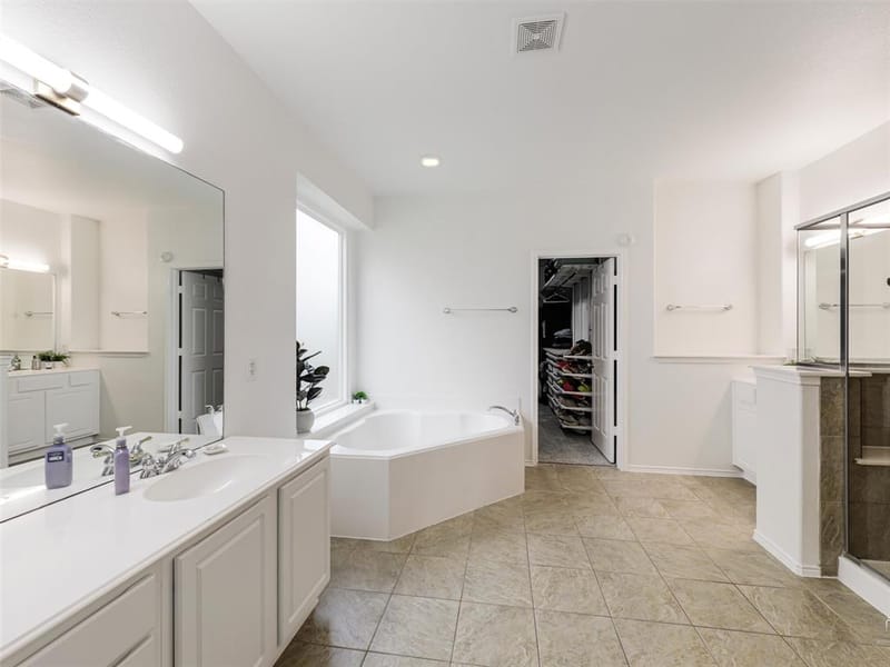 2373 Falcon Point Drive, Frisco TX 75033 - Photo 10