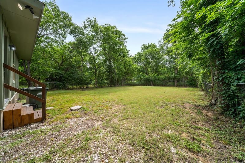 1503 E 9th Avenue, Corsicana TX 75110 - Photo 18