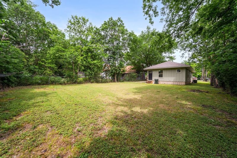 1503 E 9th Avenue, Corsicana TX 75110 - Photo 21