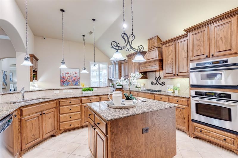 5652 Swisher Circle, Frisco TX 75034 - Photo 9
