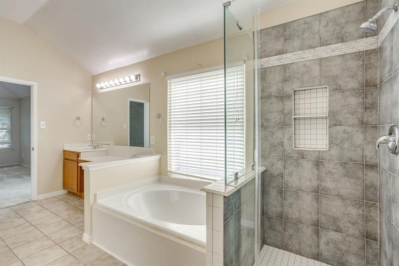 4917 Dougal Avenue, Fort Worth TX 76137 - Photo 23