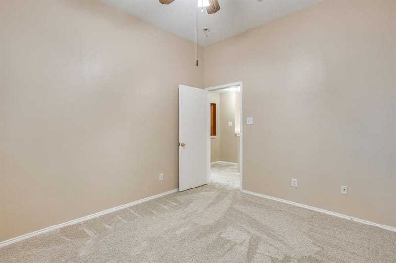 4917 Dougal Avenue, Fort Worth TX 76137 - Photo 28