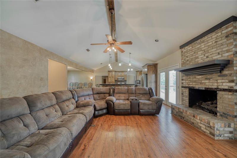 1006 Rikkity Lane, Mount Pleasant TX 75455 - Photo 3