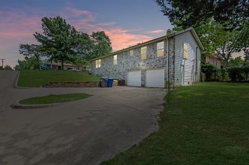 1303 Arizona Avenue, Dallas TX 75216 - Photo 3