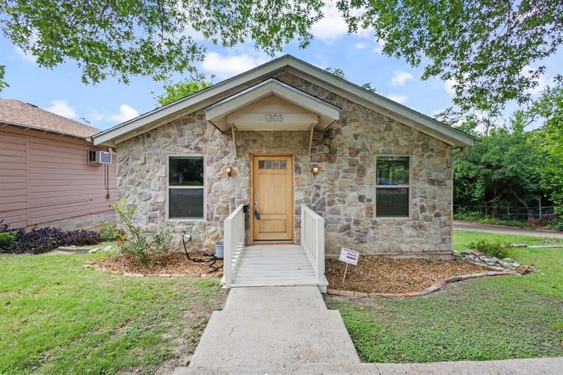 1303 Arizona Avenue, Dallas TX 75216 - Photo 5