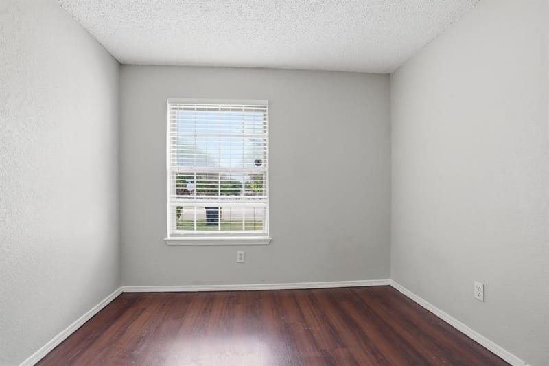 6735 Woodhill Road, Dallas TX 75217 - Photo 17