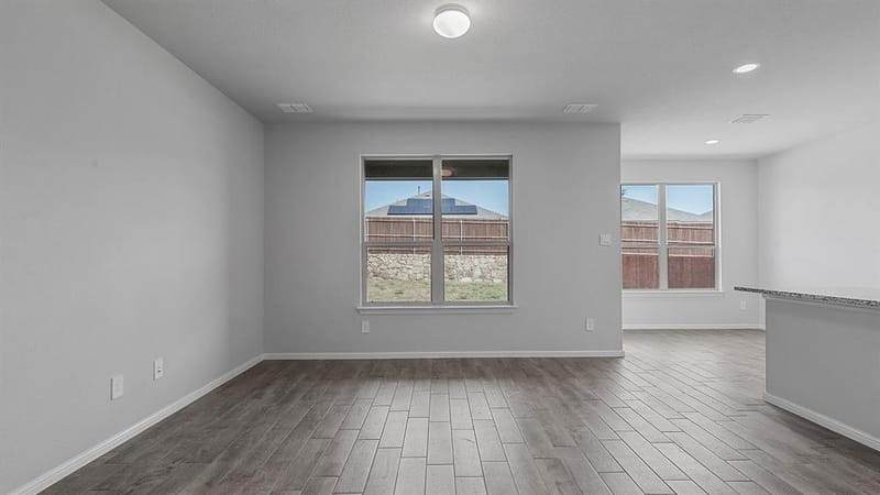 435 SUNDAY SILENCE Way, Granbury TX 76049 - Photo 12