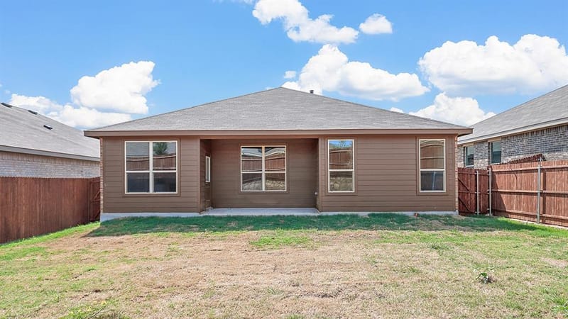 435 SUNDAY SILENCE Way, Granbury TX 76049 - Photo 39
