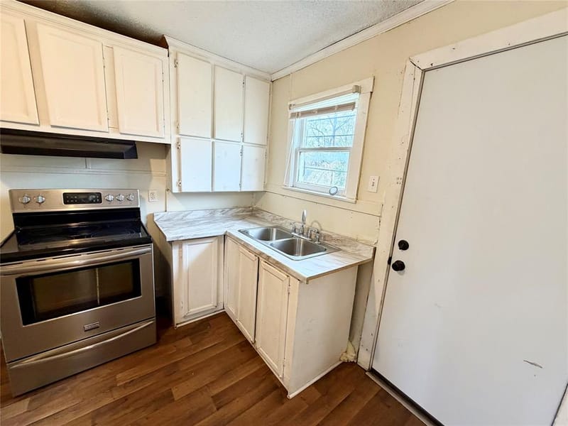 1140 Faulkner Lane, Waco TX 76704 - Photo 7