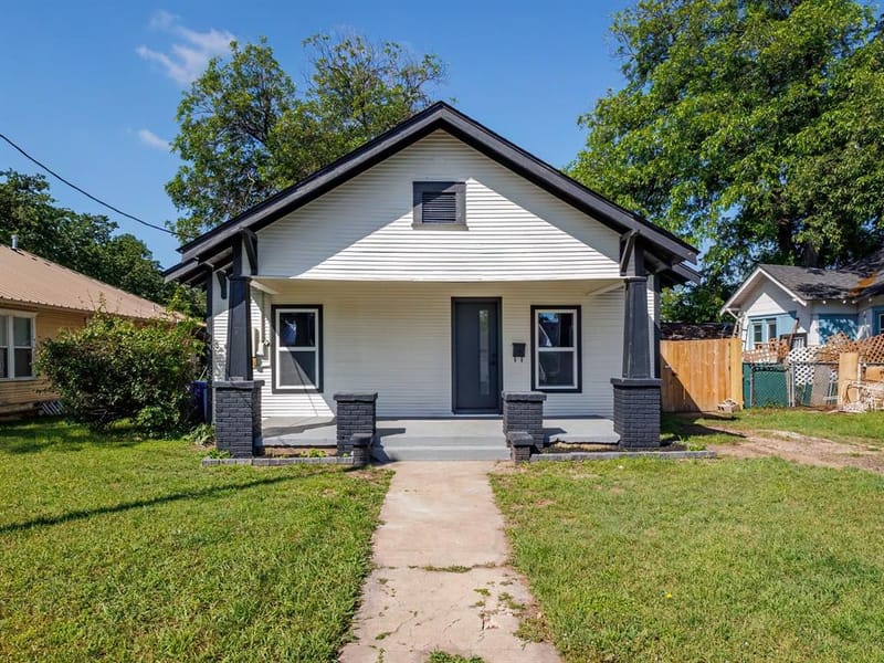 1703 7th Street, Brownwood TX 76801
