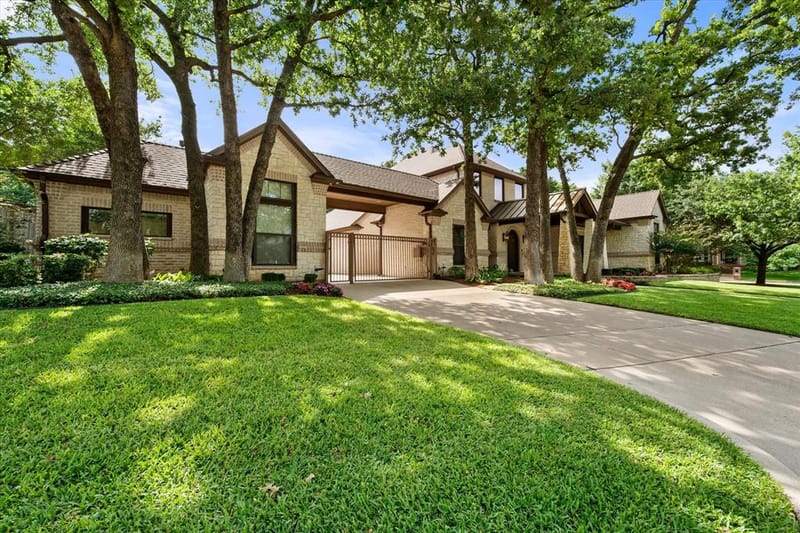 2500 Woodbridge Trail, Mansfield TX 76063