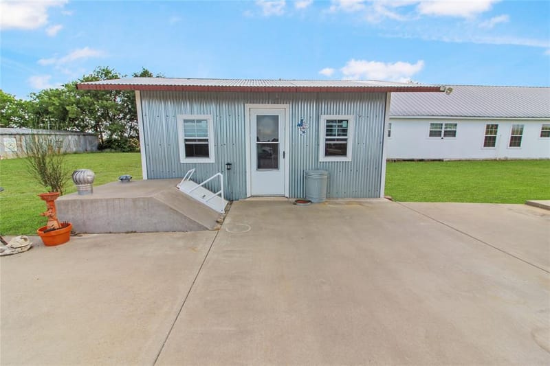 455 Hughes Cemetery Road, Italy TX 76651 - Photo 36