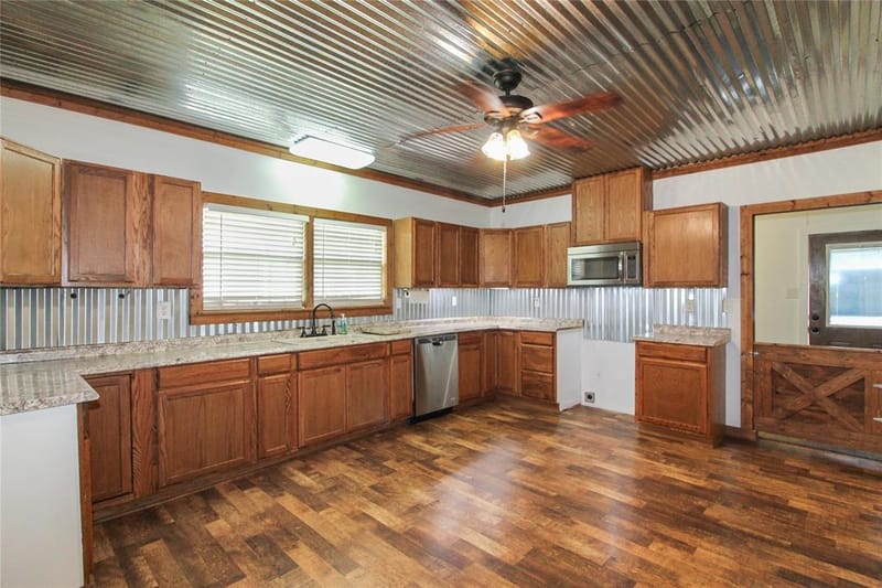 455 Hughes Cemetery Road, Italy TX 76651 - Photo 28