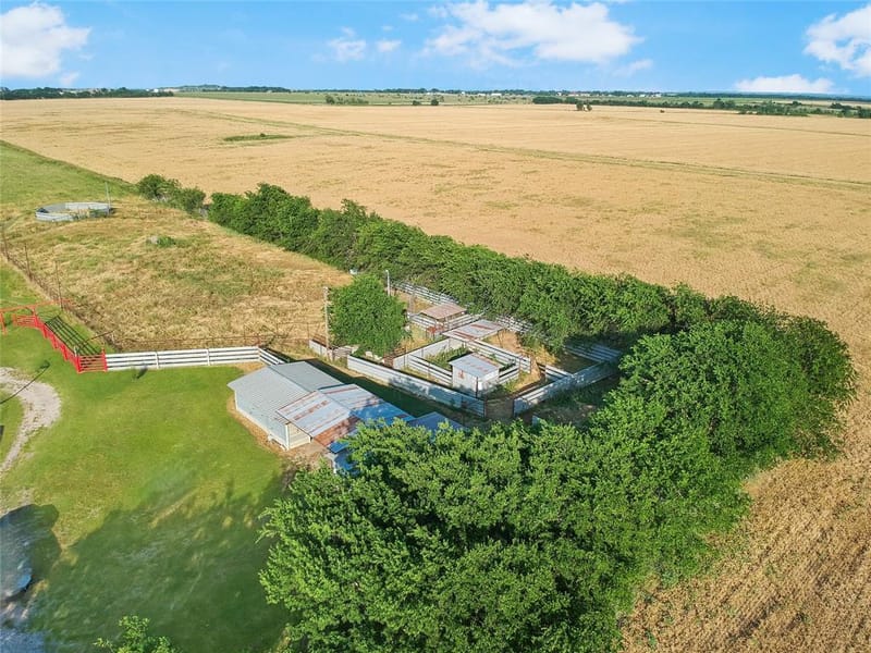 455 Hughes Cemetery Road, Italy TX 76651 - Photo 40