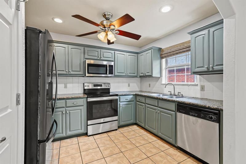 702 Madison Place, Sherman TX 75092 - Photo 13