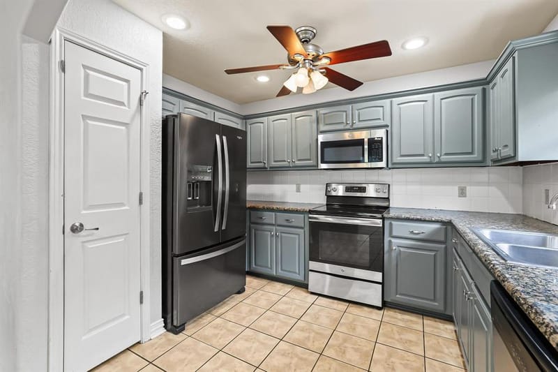702 Madison Place, Sherman TX 75092 - Photo 14