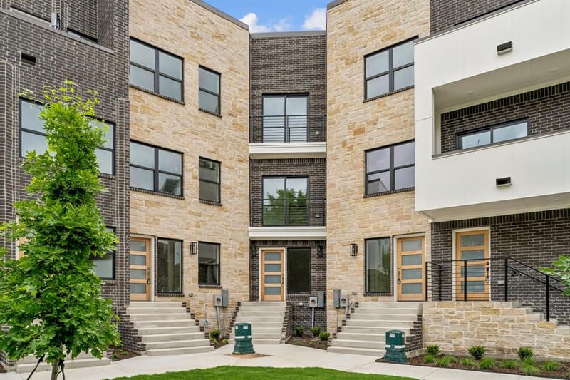 2721 Azalea Park Circle, Fort Worth TX 76107